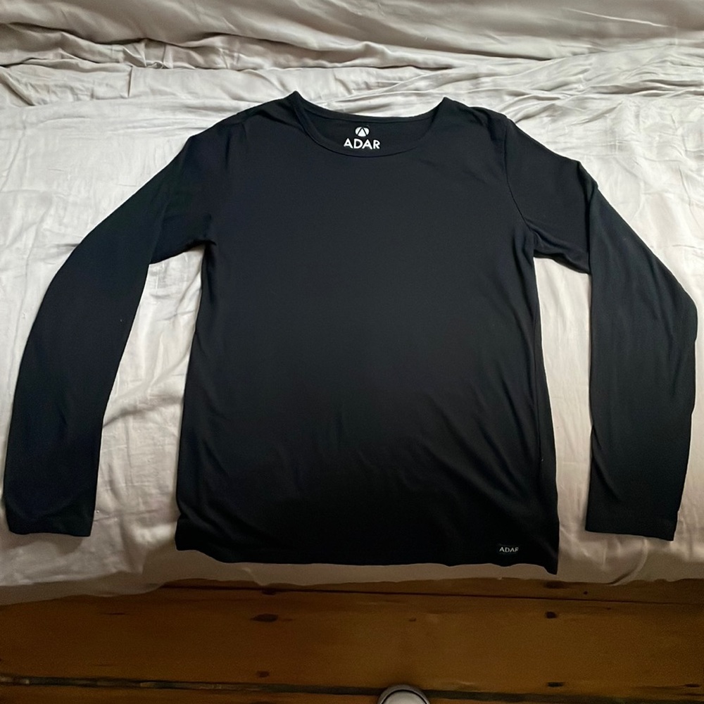 2-pack of under-scrub long sleeve tee shirts